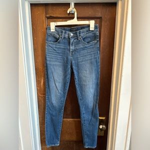 Mid Rise- Skinny- Ava Blue Jeans- Lucky Brand
